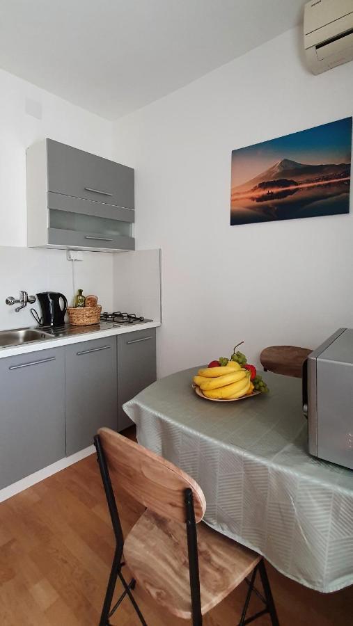 Apartmani Masline 贾塞尼采 外观 照片