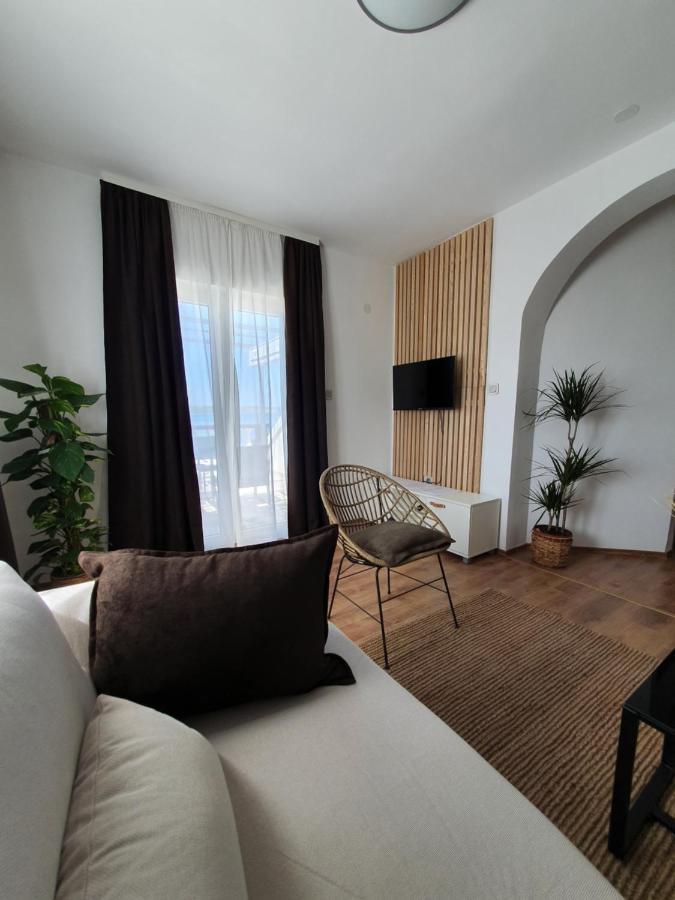 Apartmani Masline 贾塞尼采 外观 照片